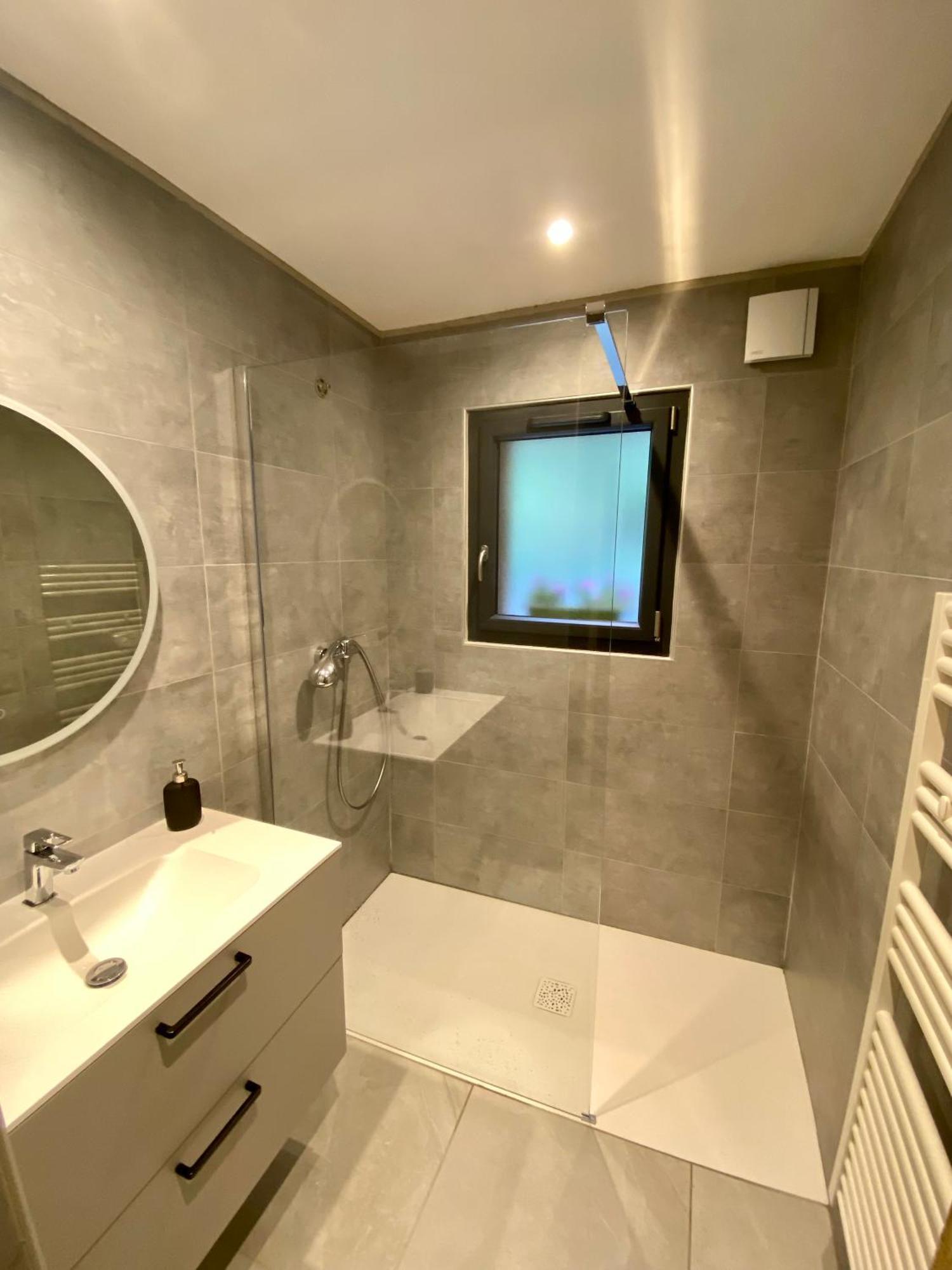 Le Mont Milo, navette privative, sauna, balnéo, vue, sdj Briançon Extérieur photo